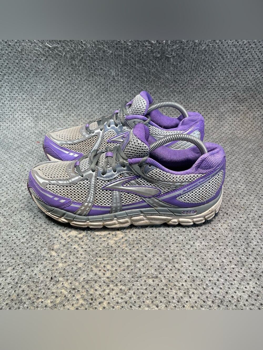 Brooks Addiction Silver Purple Mesh 2E Running Shoes Size 9.5 Women’s